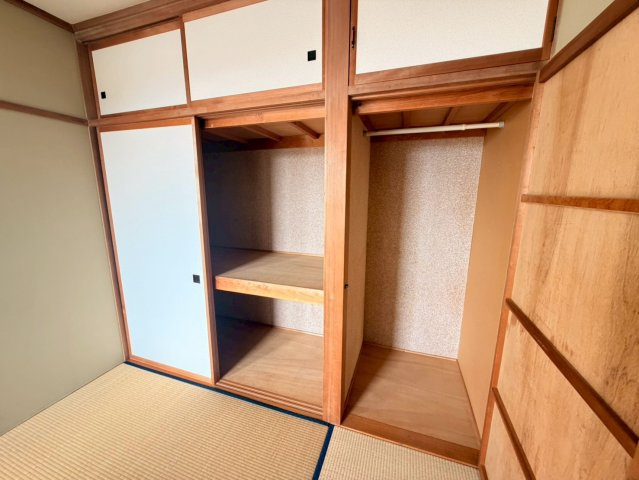 大朋ハイツの収納
