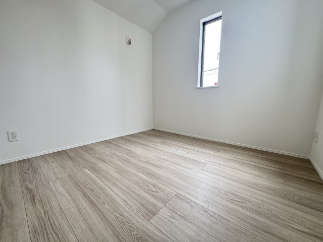 宜野湾市嘉数（全8棟）G号棟の洋室|G号棟　洋室4.62帖＋CL付き♪