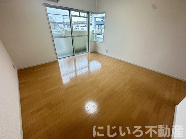 コーポ松橋の居間・リビング