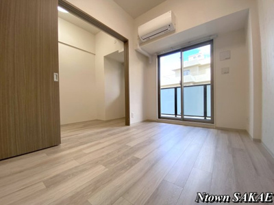 【居間・リビング】 | プレサンス鶴舞パークグラッド | ゆったり過ごせる居間です