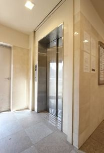福岡市南区玉川町の賃貸マンションのロビー