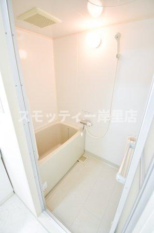 アール26の浴室