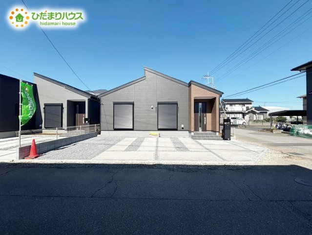 野田市木間ケ瀬1期　新築戸建　5号棟の駐車場|3台分可能な駐車スペースです(^^)/車種により異なる場合がございます。