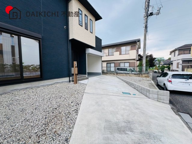 【駐車場】 | 坂戸市西坂戸5丁目　中古戸建