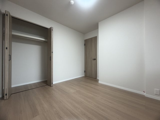 アンビエントジェームス山1番館の洋室