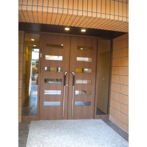 浅草寺相馬参番館のエントランス|毎日通るエントランスはこのようになっています