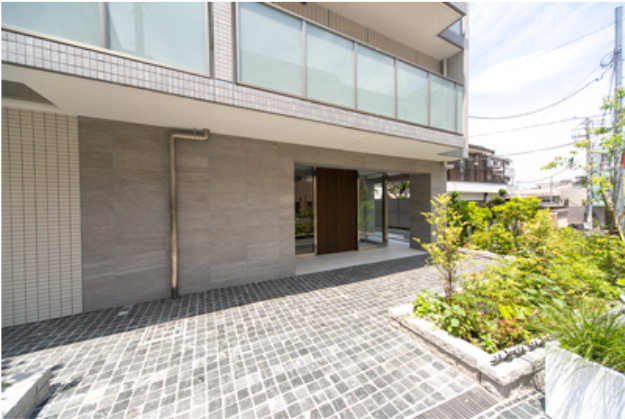 パークレジデンス三軒茶屋　築浅　駅近　ルーフバルコニーのエントランス