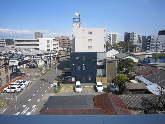 名古屋市中川区十番町４丁目の賃貸マンションの展望