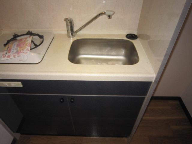 名古屋市中川区十番町４丁目の賃貸マンションのキッチン