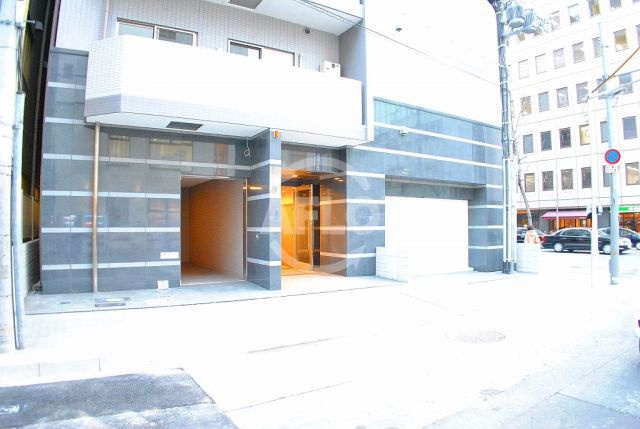 プレスト博労町　開平小学校の内装|プレスト博労町　ひろびろロビー