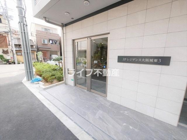 JPレジデンス大阪城東IIIのエントランス