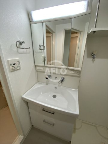 BROU上町台の独立洗面台|BROU上町台（ブラウ上町台）　洗面化粧台