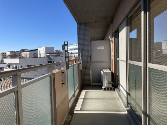 足立区西新井本町３丁目の賃貸マンションのバルコニー|画像は別部屋のため参考画像
