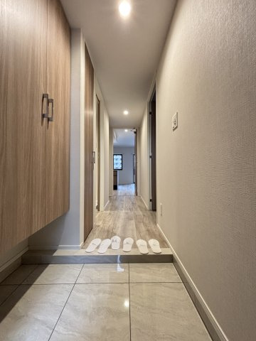 S-RESIDENCE愛宕SOUTHの玄関