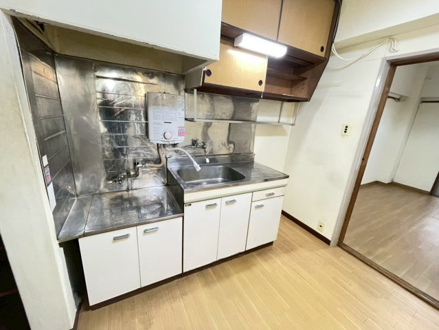 根津マンションのキッチン