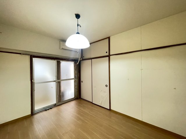 根津マンションの収納