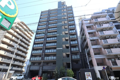 【外観】 | プレサンス上前津プレス | 外観は落ち着いています