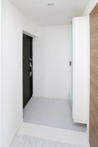 福岡市南区折立町の賃貸マンションの玄関