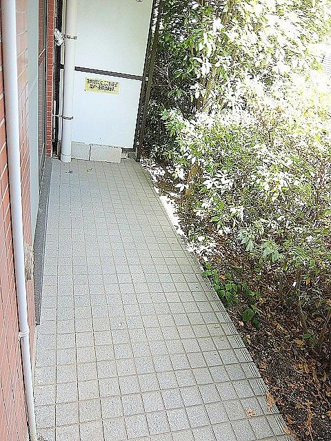 千葉市花見川区さつきが丘１丁目の賃貸マンションのバルコニー