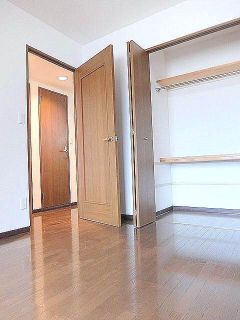 千葉市花見川区さつきが丘１丁目の賃貸マンションの寝室