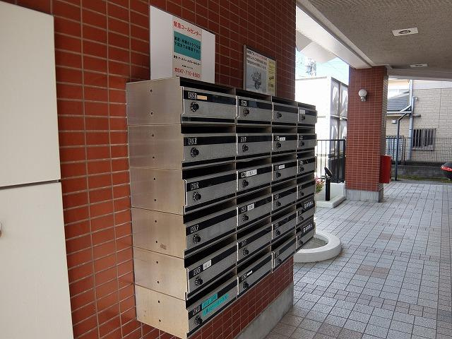 千葉市花見川区さつきが丘１丁目の賃貸マンションのその他共用部分|集合ポストです