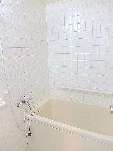 千葉市花見川区さつきが丘１丁目の賃貸マンションの浴室