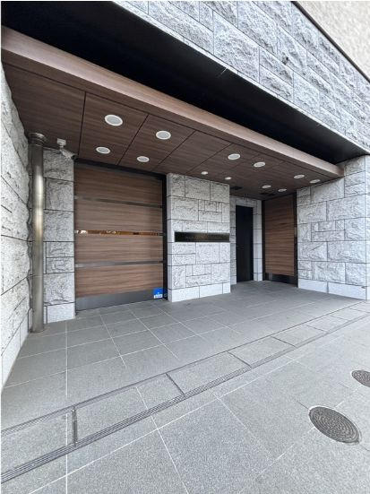 【エントランス】スプランディッド新横浜