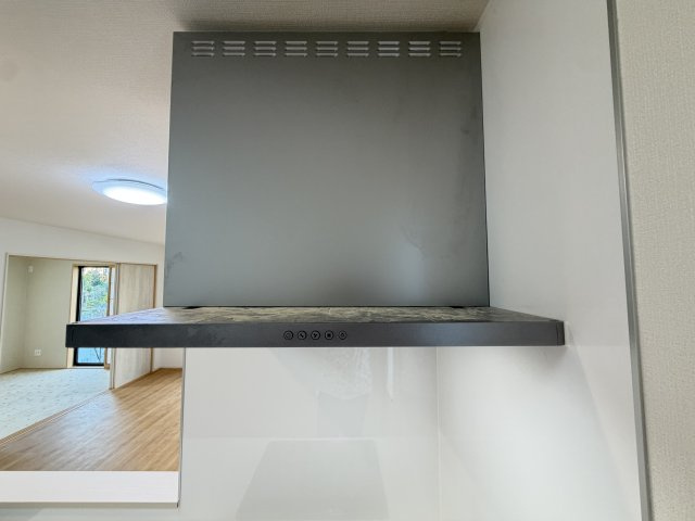宜野湾市嘉数（全8棟）H号棟のキッチン|H号棟　換気扇付き♪