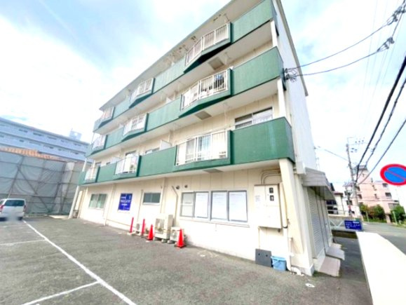 森本マンションの外観