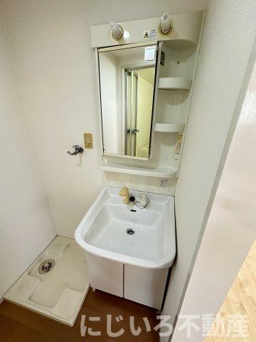 ひまわり荘の洗面所