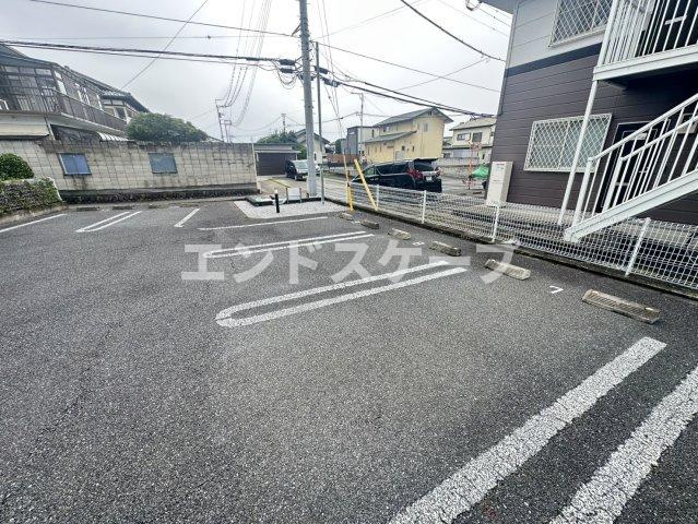 セレーノの駐車場|高崎、前橋のお部屋探しはエンドスケープまで！お客様の理想お聞かせ下さい♪