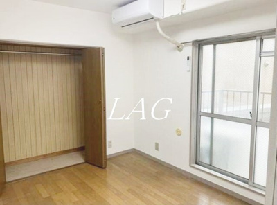 【居間・リビング】 | メゾン・ムラセ | 洋室のお部屋です。