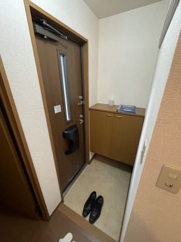 【玄関】 | グランリーオB