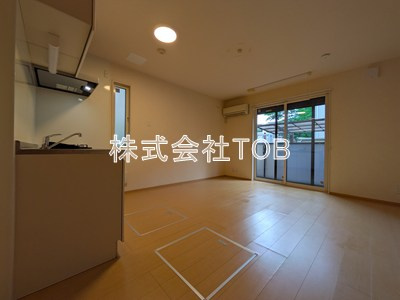 【居間・リビング】 | サニーウェル砧 | 9.7帖