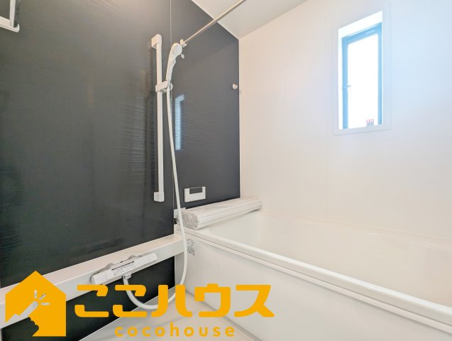 南城市佐敷伊原第2　新築戸建て　全4棟　2号棟の浴室|【施工例】※同施工の別物件写真