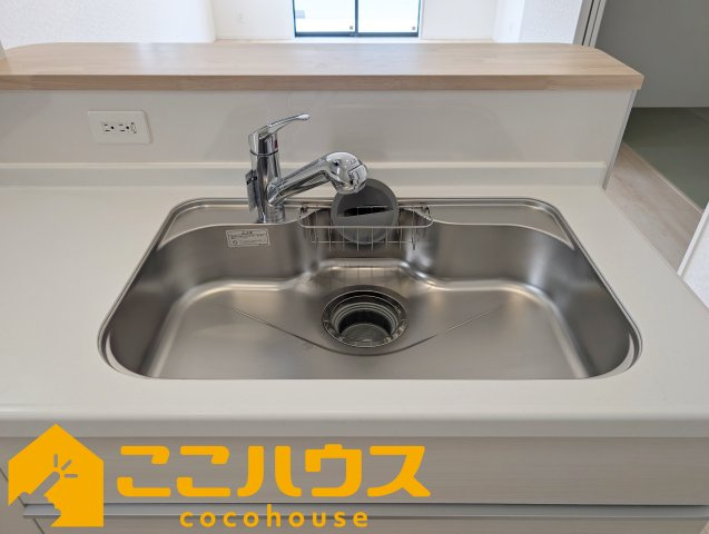 南城市佐敷伊原第2　新築戸建て　全4棟　2号棟のキッチン|【施工例】※同施工の別物件写真