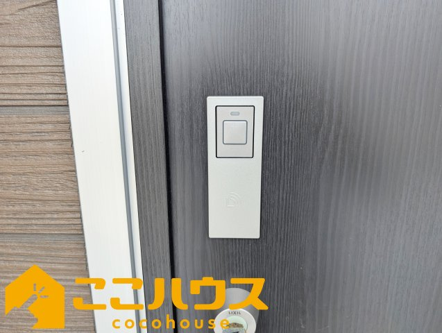 南城市佐敷伊原第2　新築戸建て　全4棟　2号棟の防犯設備|【施工例】※同施工の別物件写真