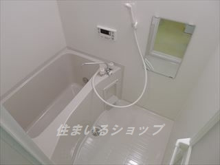 リヴィエール口田の浴室|追い焚き・浴室暖房乾燥機あり