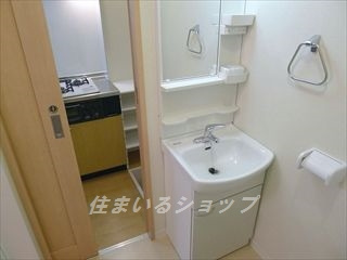 リヴィエール口田の洗面所|洗面化粧台