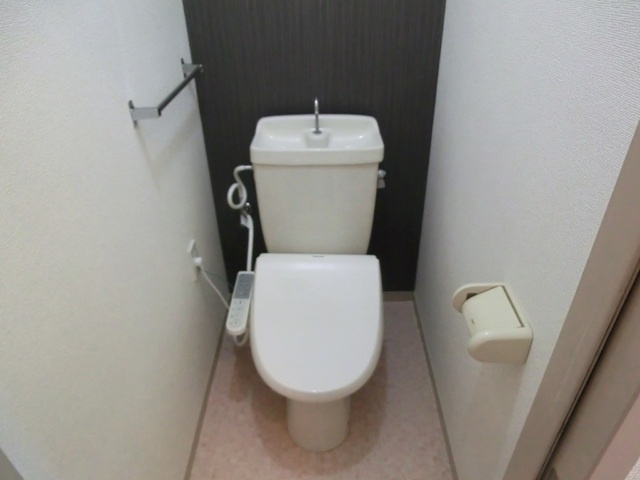 カネダイハウス３のトイレ|温水洗浄便座です！