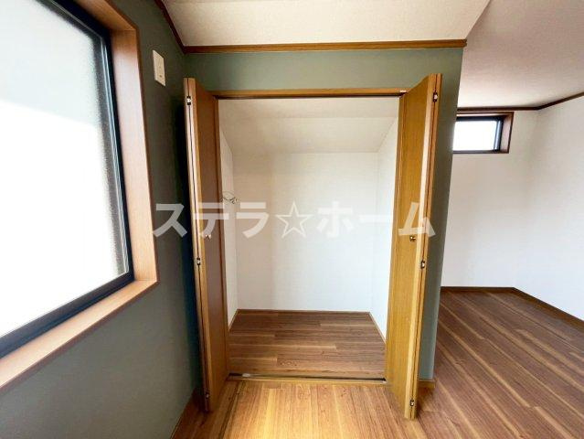 瑞光2 中古戸建の収納|ちょっとした収納スペースも充実しています