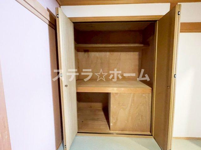 瑞光2 中古戸建の収納|ちょっとした収納スペースも充実しています