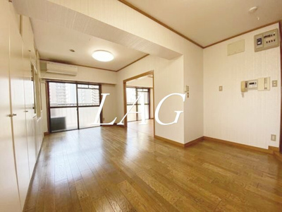 【居間・リビング】 | シンシアリー | 洋室のお部屋です。