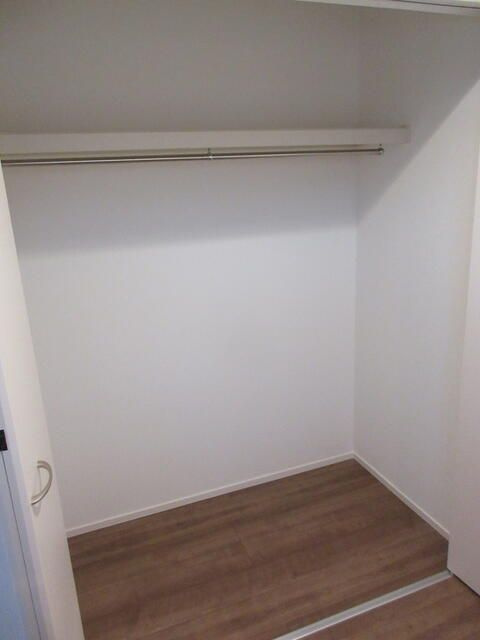 ＷＥ　ＰＬＡＣＥ　黒松の収納