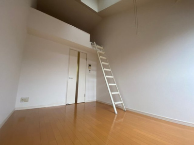 【洋室】 | Loft3千種 | コンパクトで使いやすい洋室です