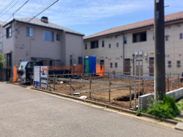 ブルーミングガーデン　野田市山崎１棟／１期１号棟の前面道路含む現地写真|★販売現地★2026.5.2撮影
