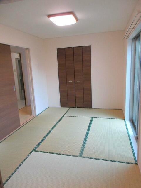 東金市滝の中古一戸建の和室