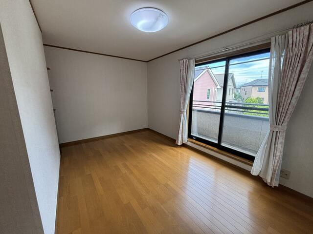 港南台四丁目中古住宅の洋室