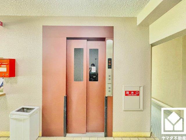シーアイマンション夙川広田のその他共用部分|スムーズな移動を叶えるエレベーター。毎日の生活にゆとりをもたらす、快適な暮らしの動線をサポートします。