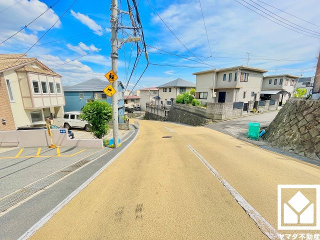 シーアイマンション夙川広田のその他|阪急甲陽線「苦楽園口」駅まで徒歩16分、JR東海道本線「さくら夙川」駅まで徒歩25分、阪神本線「西宮」駅まで徒歩26分の立地。